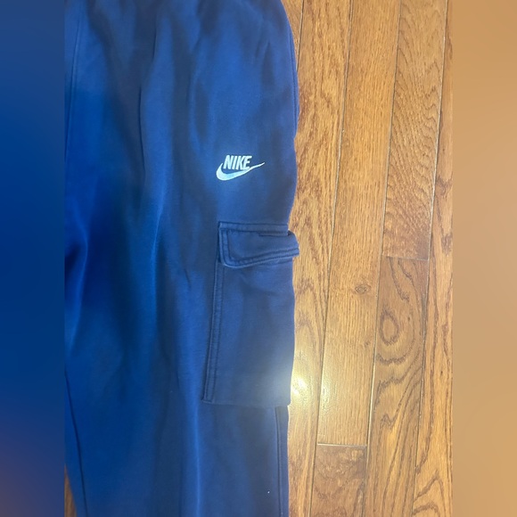 Nike sweatpants - Picture 3 of 5